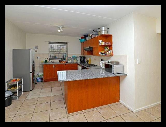 2 BEDROOM APARTMENT FOR SALE IN VORNA VALLEY